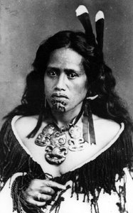 Porträt einer Maori-Frau, vor 1880